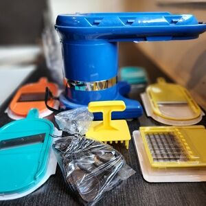 Vegetable slicer, Cook's Essentials Electric Mandoline, blue